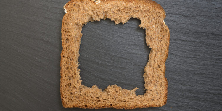 Are you making your children eat crust or not?